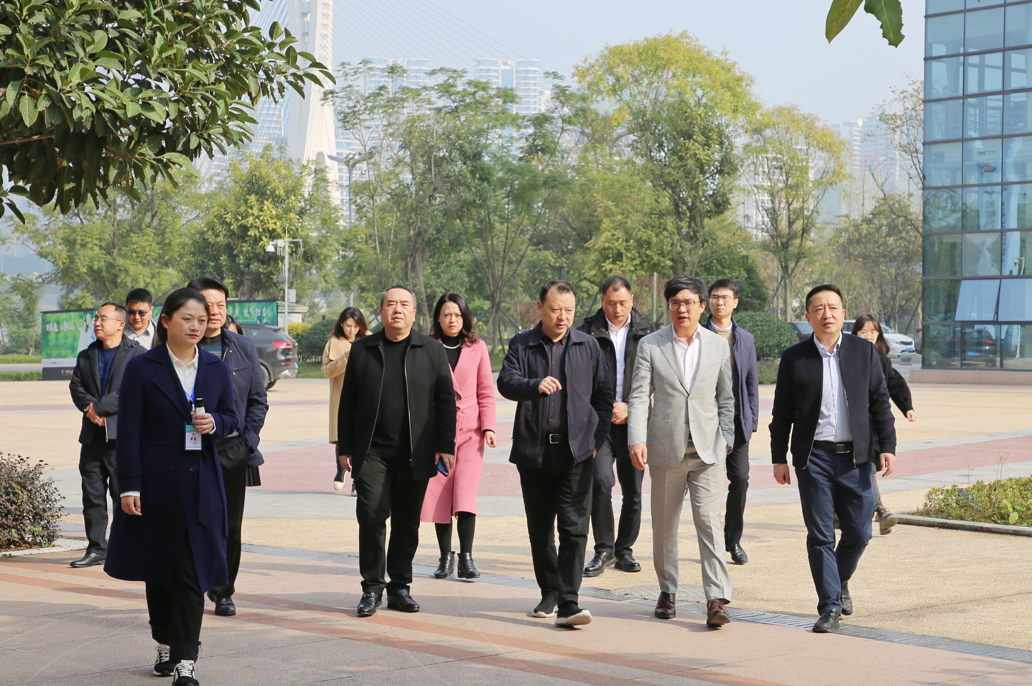 上海豫園旅游商城（集團）股份有限公司赴西南醫(yī)投集團實地考察